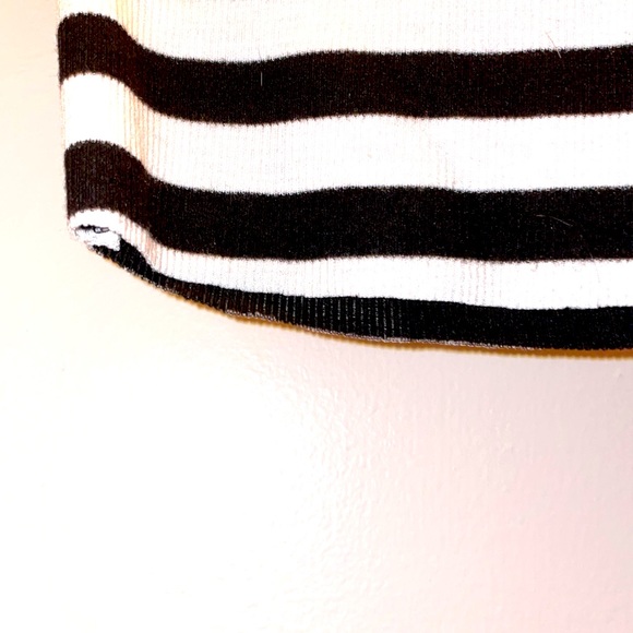 Y2K Wet Seal Striped Fitted Cap Sleeve Crop Top with Keyhole Back - Picture 3 of 3